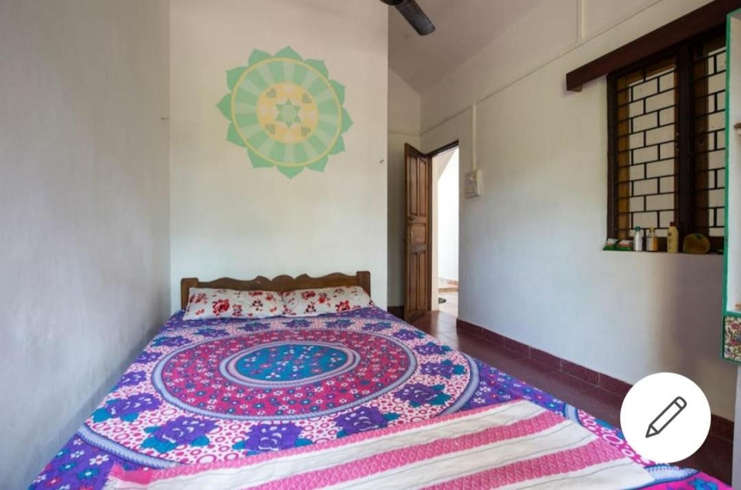 אגונדה Chelsea Afonso Guest House מראה חיצוני תמונה